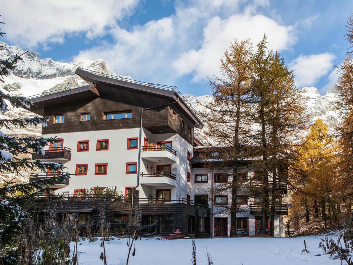 Belvilla By Oyo Residenza Cervinia 2P Breuil-Cervinia Rum bild