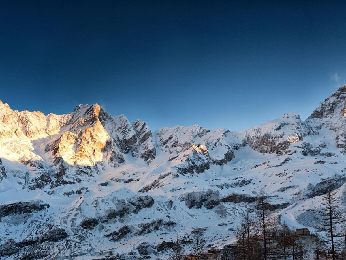 Belvilla By Oyo Residenza Cervinia 2P Breuil-Cervinia Rum bild